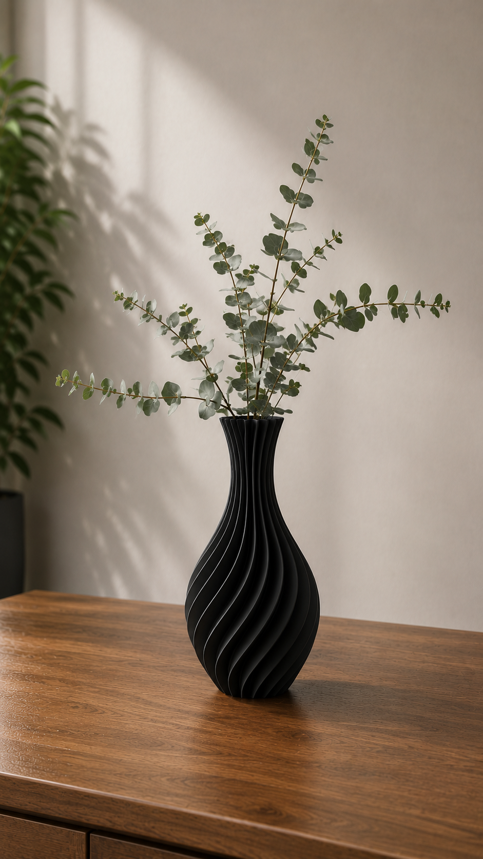 Nordic Twist Vase