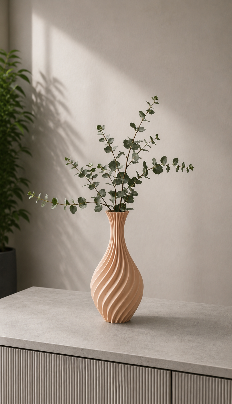 Nordic Twist Vase